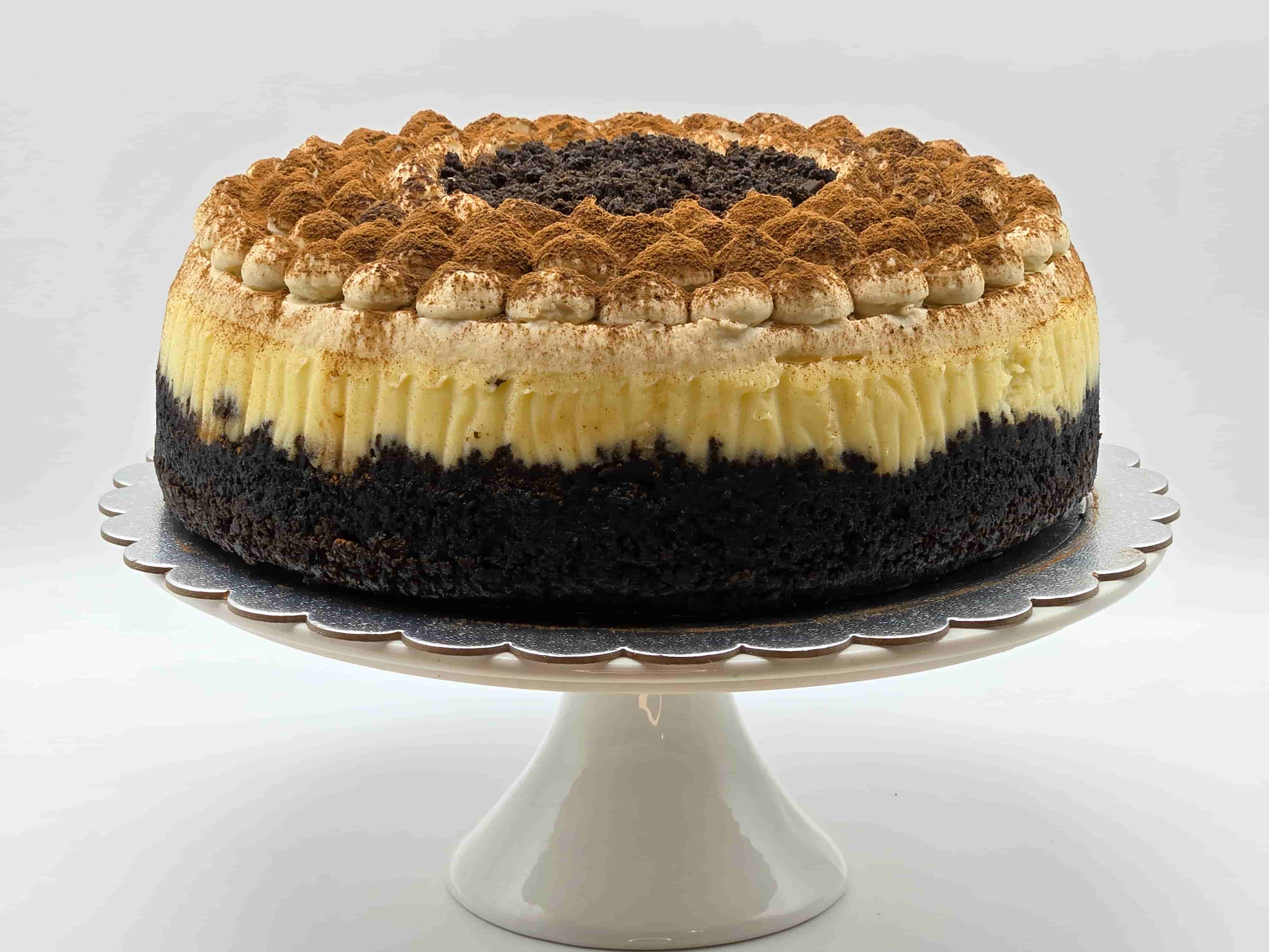 Sweetisserie cakes